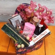 Chocolate flowers wine gift box
